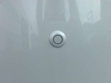 障害物を検知するソナーセンサーが取り付けられています。