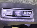 ETC装備で、高速道路の料金所もスムーズ。 今では必須アイテムです。