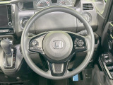 【ステアリングスイッチ】運転中、前方から目線をそらすことなく、オーディオ等の操作が可能な便利機能!安心&快適なドライブを演出してくれます♪