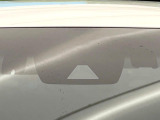 【トヨタセーフティセンス】走行中に前方の車両等を認識し、衝突しそうな時は警報とブレーキで衝突回避と被害軽減をアシスト。より安全にドライブをお楽しみいただけます。