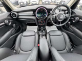 こちらのお車はMINI NEXT鶴ヶ島に展示中です。☆お問合せをお待ちしてます!