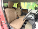 運転席シート廻りは使用感も少なく、良好な状態となっています。丁寧に使われていたことがよくわかりますね。