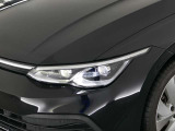 【LEDヘッドランプ】高い視認性を確保しながら、消費電力の少なさと長寿命を実現させた新デザイン、新機能の次世代ヘッドライト。