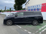 両側オートスライドドア装備!運転席やドアのスイッチ、リモコンキーでも開閉操作できるので便利ですよ!