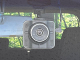 【ドライブレコーダー】ドライブレコーダー装備!走行中はもちろん、あおり運転や事故に遭遇した際、映像で記録し、万一のリスクに備えます。※記録用SDカードはお客様ご自身でご準備いただく必要があります。