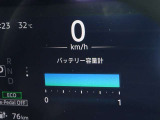 【メーターパネル】バッテリー容量は12セグメント!充電状態や出力・回生状態など、細かく確認することができます。分かりやすいアイコンもポイントです!