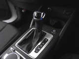 そのモデルの特性に合わせたトランスミッションを採用することにより、駆動力への伝達効率が高く、燃費性能にも大きく寄与しています。詳しくは0078-6002-900146中古車スタッフまで