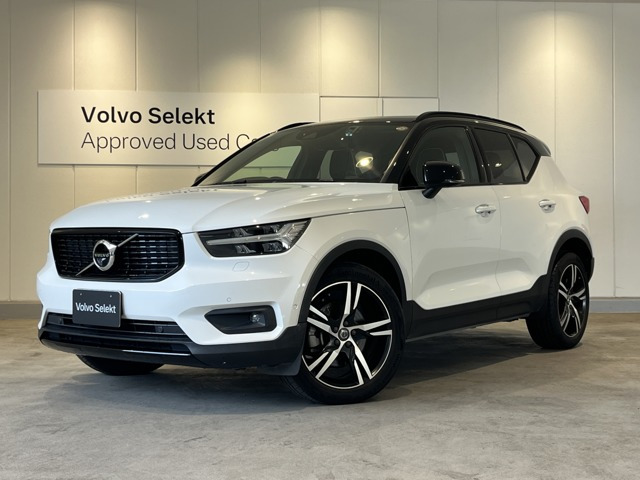 XC40 B4 AWD Rデザイン 4WD 