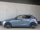 ワンオーナー、禁煙車のMAZDA2が入庫しました♪内外装共に程度良好!ナビやETC、360&deg;モニターなど装備充実!お気軽にお問合せ下さい♪