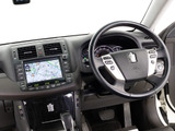 使いやすさや安全性を追求したステアリング周り!高級車ゆえにスイッチ類が多いのも特徴ですね!考え尽くされた配置ですぐに使いこなす事が出来ますのでご安心下さい!是非、体感してみて下さい!!
