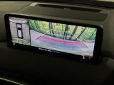 【360&deg;ビューモニター】専用のカメラにより、上から見下ろしたような視点で360度クルマの周囲を確認することができます☆死角部分も確認しやすく、狭い場所での切り返しや駐車もスムーズに行えます。