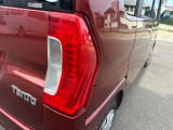 エンジンルームも綺麗に洗浄してから納車致します。普段あまり見ることが無い箇所だからこそ綺麗だと感動しますよね(*&acute;▽`*)
