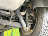 お車を安心してお乗りいただく為には、足回りの定期点検が欠かせません。サービスサポート(有償保証)では無料点検もご提供しており、安心のカーライフをお過ごしいただけるサポート体制が整っています。