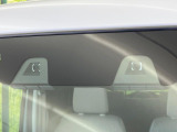 【スズキ セーフティサポート】走行中に前方の車両等を認識し、衝突しそうな時は警報とブレーキで衝突回避と被害軽減をアシスト。より安全にドライブをお楽しみいただけます。