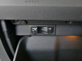 メーカー直営認定中古車 1オーナ 禁煙車 LEDライト 純正ナビ ブルートゥース通信 カープレイアンドロイドオート対応 デジタルコックピット アダプティブクルーズ スマートキースペア有 整備記録簿有
