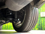 お車を安心してお乗りいただく為には、足回りの定期点検が欠かせません。サービスサポート(有償保証)では無料点検もご提供しており、安心のカーライフをお過ごしいただけるサポート体制が整っています。
