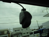 リアへドライブレコーダーを装備しております。