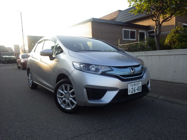 フィット 1.5 ハイブリッド Lパッケージ 4WD 純正ナビ バックカメラ HID ETC