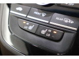 シートヒーター装備付き車!!座席に埋め込まれた電熱線によりシートを暖めることが出来る装備で、温められたシートは、寒い冬には最適です!!