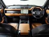 ディフェンダー 110 X ダイナミック HSE 3.0L D300 ディーゼル 4WD 