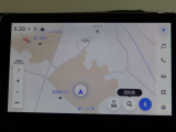 純正ナビを装備。タッチパネル式で使いやすく、お出かけもラクラクです。
