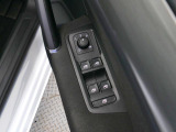 メーカー直営認定中古車 1オーナ 禁煙車 LEDライト 純正ナビ ブルートゥース通信 カープレイアンドロイドオート対応 デジタルコックピット アダプティブクルーズ スマートキースペア有 整備記録簿有