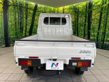 積み下ろしのしやすいデッキにはたっぷりと荷物を積み込んでいただけます。遊びから仕事まで、様々なシーンで頼れます♪