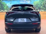 安心の最長10年・走行無制限保証(有償)をご用意。保証内容も充実はもちろん、無料点検&オイル交換や、年中無休の全国・24時間ロードサービスも付帯されておりますのでご安心下さい。