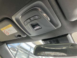 運転席天井部の照明です。