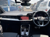 A3セダン 30 TFSI Sライン 本革シート 修復歴無し