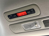 【リアオートエアコン】広い後部座席には必須の機能!風量や温度を自動で調整し前席と同様な車内環境にしてくれるリアオートエアコンを装備。夏の暑さも冬の寒さもストレスなく快適にお過ごしいただけます♪