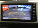 バックガイドモニターで、後方を確認しながら安心して駐車することができます。運転初心者も熟練者も必須の機能ですよ!
