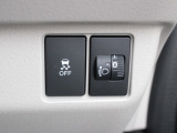 VSA(Vehicle Stability Assist)が装備!!VSAはコーナリング時の横滑りを抑制する機能と車両の急激な挙動変化を抑える機能で、安定した走行を実現していいます!!