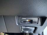 運転席の右下にETC2.0が装着しております♪