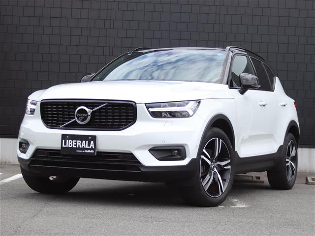 XC40 T4 AWD Rデザイン 4WD 4WD サンルーフ