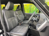 運転席シート廻りは使用感も少なく、良好な状態となっています。前オーナー様が丁寧に使っていたことがよくわかりますね。