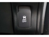 VSA(Vehicle Stability Assist)が装備!!VSAはコーナリング時の横滑りを抑制する機能と車両の急激な挙動変化を抑える機能で、安定した走行を実現していいます!!