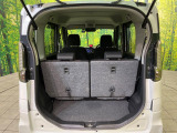 普段のお買い物や通勤、送迎等に十分な荷室スペースを確保しております。セカンドシートを倒すと、大きな荷物の積載も可能です♪