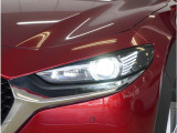 【LEDヘッドライト】省電力で長寿命の明るく運転しやすいLEDヘッドランプです。明るく照らすので暗い夜道からお客様を守ってくれます。お近くの広島マツダまでお越しください。