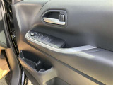 パワーウィンドウです!運転席でラクラク操作!元気なお子様やワンちゃんのイタズラも防いでいただけますよ。