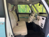 運転席シート廻りは使用感も少なく、良好な状態となっています。丁寧に使われていたことがよくわかりますね。