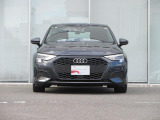 《認定中古車納車前点検100項目・高度な訓練・教育を受けたアウディ専任メカニックが、100項目に及ぶ精密な点検を実施いたします。》