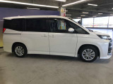 エンジンルーム、室内、クリーニング済みです。厳選したお車を屋内展示場にて展示中☆車両品質には自信がございます!ぜひ一度ご来店ください!!