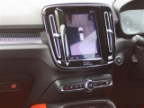 XC40 T4 AWD Rデザイン 4WD 4WD サンルーフ