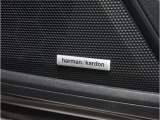 上質なデザインと優れた音響技術を融合させたハーマンカードンのスピーカーです。