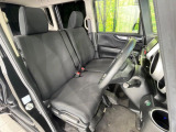 運転席シート廻りは使用感も少なく、良好な状態となっています。丁寧に使われていたことがよくわかりますね。