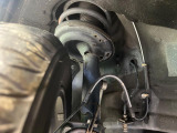 お車を安心してお乗りいただく為には、足回りの定期点検が欠かせません。サービスサポート(有償保証)では無料点検もご提供しており、安心のカーライフをお過ごしいただけるサポート体制が整っています。