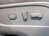 【パワーシート】スイッチ一つで簡単にシートの微調整が可能!電動だから力もいりません!快適なシートポジションにセットして、快適なドライブをお楽しみください。