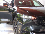 人気グレードのCX-5スポーツアピアランスが入庫です♪BOSEサウンドやサンルーフなどオプシュン装備も充実の一台♪お気軽にお問合せ下さい!