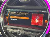 ●Bluetooth:お手持ちのスマートフォンなどと接続し、ハンズフリー通話や臨場感溢れるミュージック再生をお楽しみいただけます。無線接続ですので煩わしさもありません♪